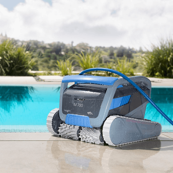 רובוט לבריכה Dolphin M700